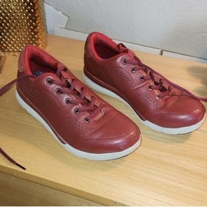 Kuru Lida Leather Red Sneakers Plantar Fasciitis 8 (38.5 Euro)